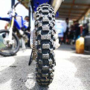 Llanta Bridgestone 110-90-19 M-C 62M Battlecross X40r